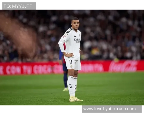 姆巴佩荣膺九月最佳奖杯再破门分享伯纳乌之夜的美妙时刻